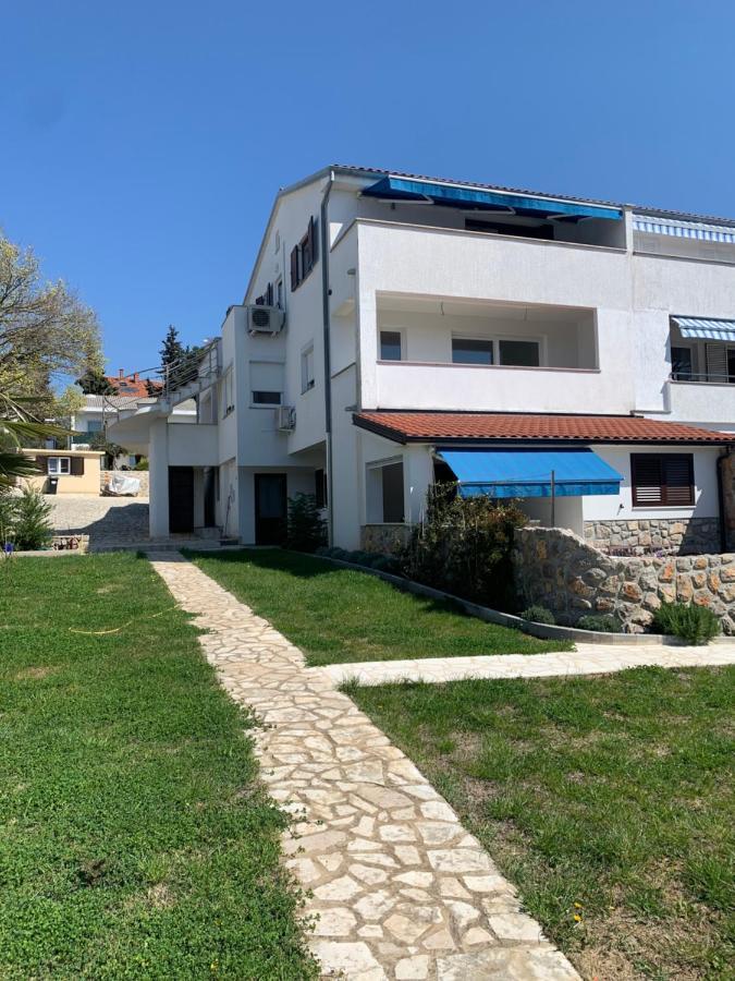 Seaside Apartments Petar Крк Экстерьер фото