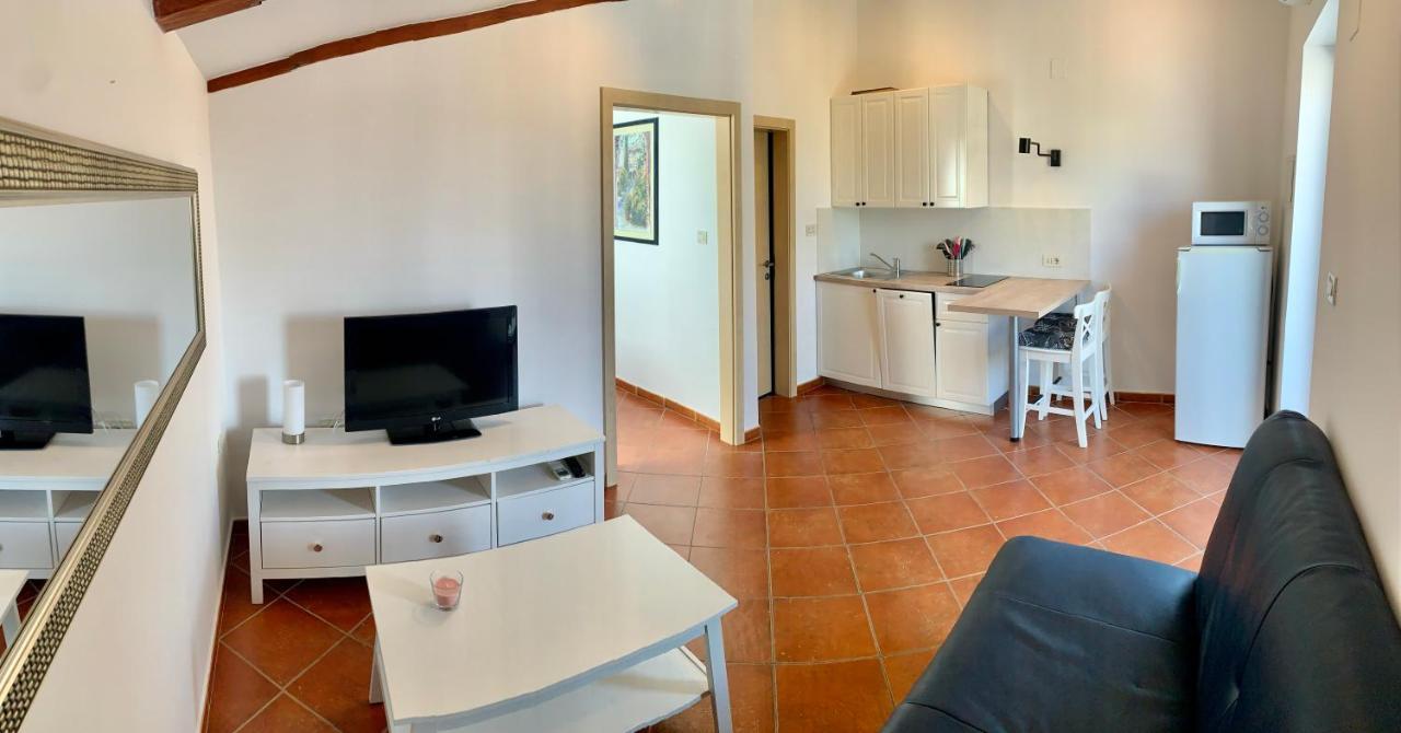 Seaside Apartments Petar Крк Экстерьер фото