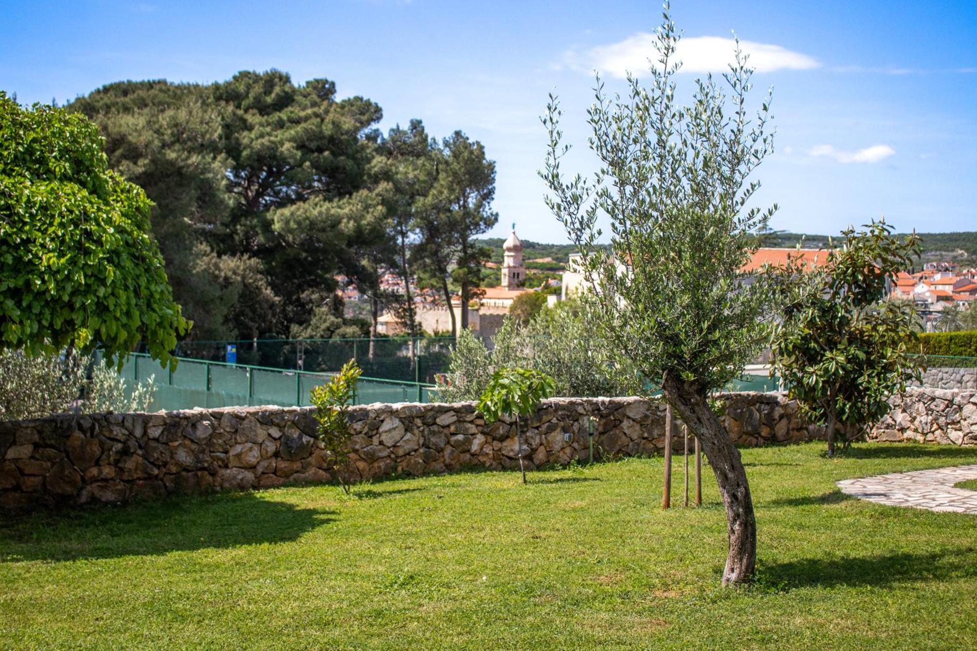 Seaside Apartments Petar Крк Экстерьер фото